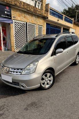 NISSAN LIVINA 1.8 SL 16V FLEX 4P AUTOMÁTICO